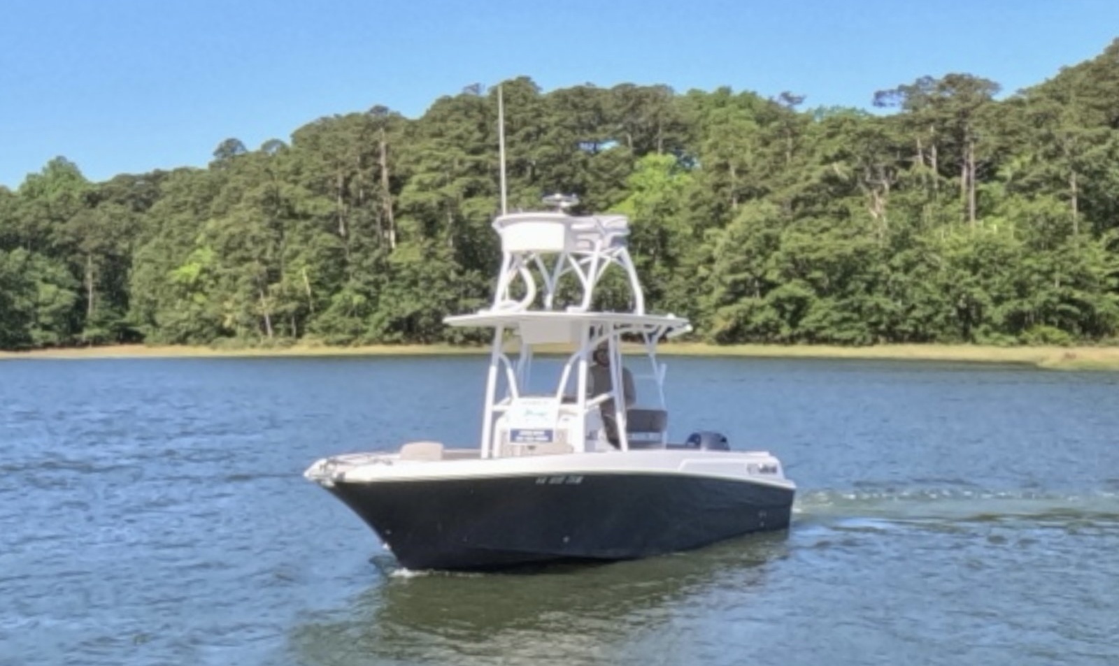 2020 Wellcraft 222 Fisherman