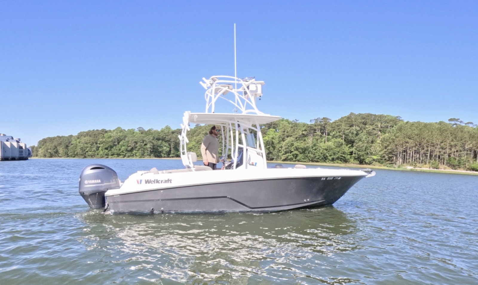 2020 Wellcraft 222 Fisherman