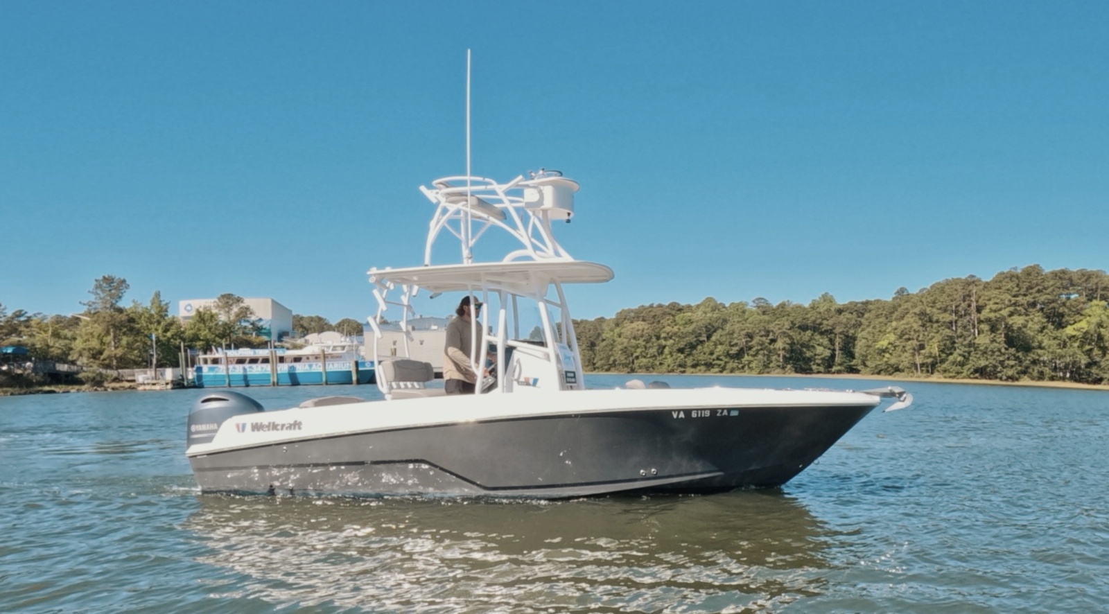2020 Wellcraft 222 Fisherman