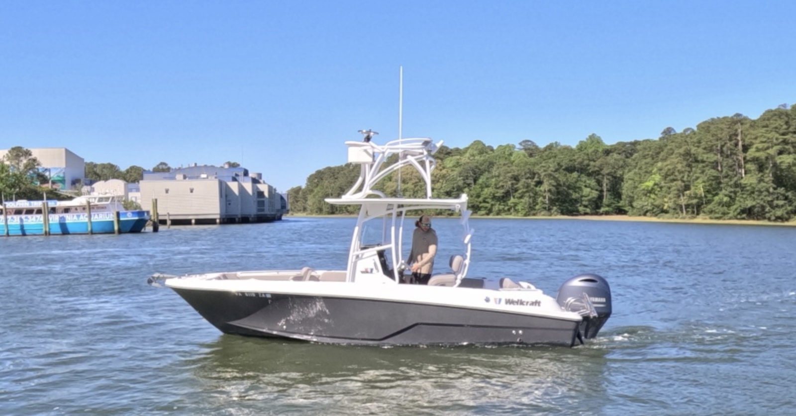 2020 Wellcraft 222 Fisherman