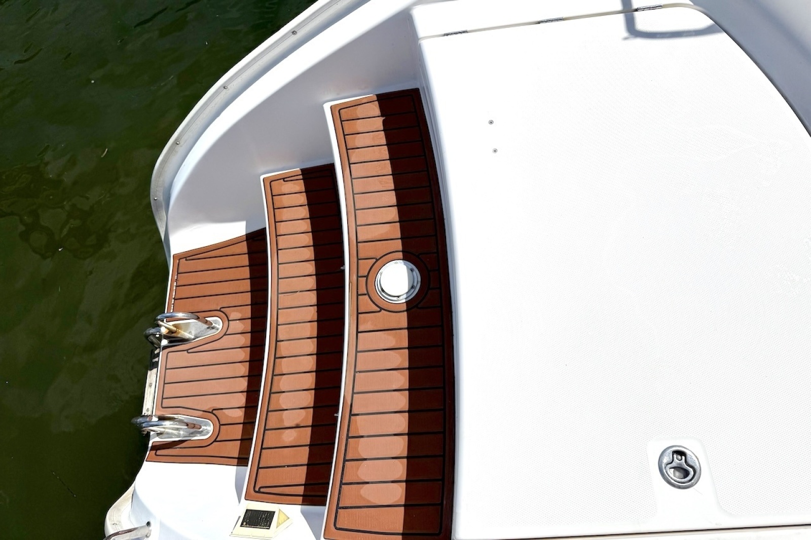 2010 Leopard 46