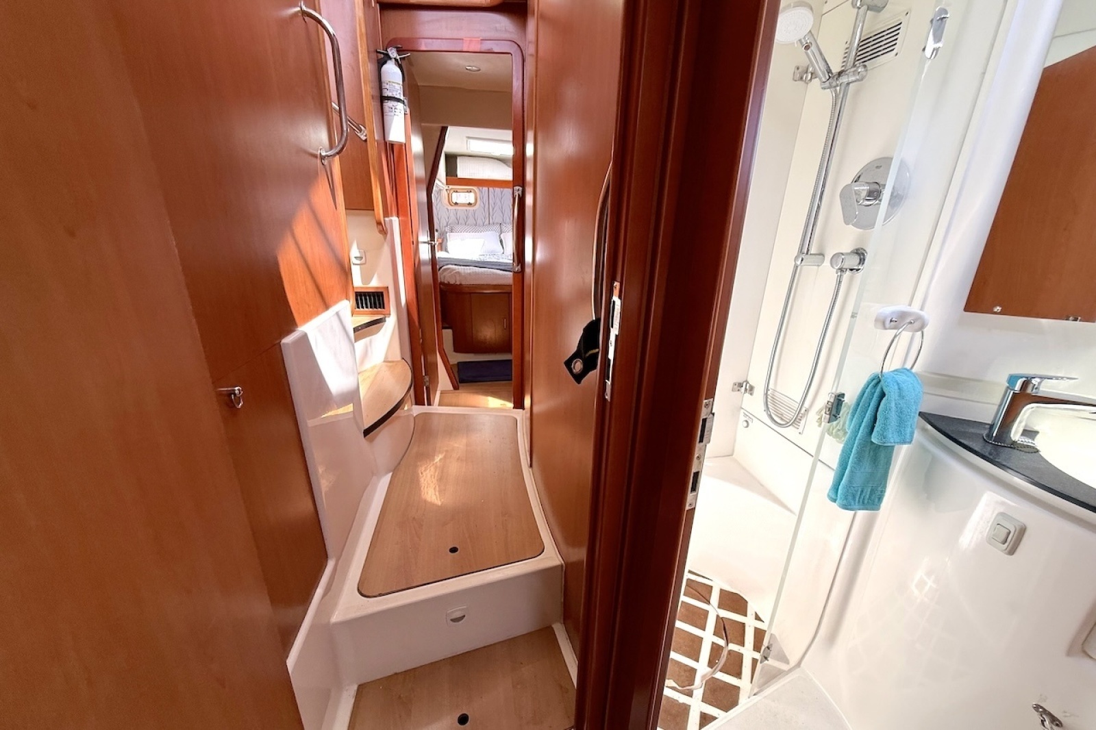2010 Leopard 46