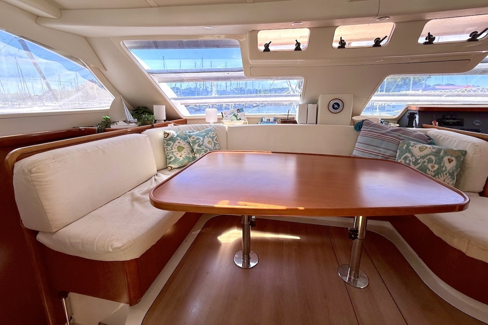 2010 Leopard 46