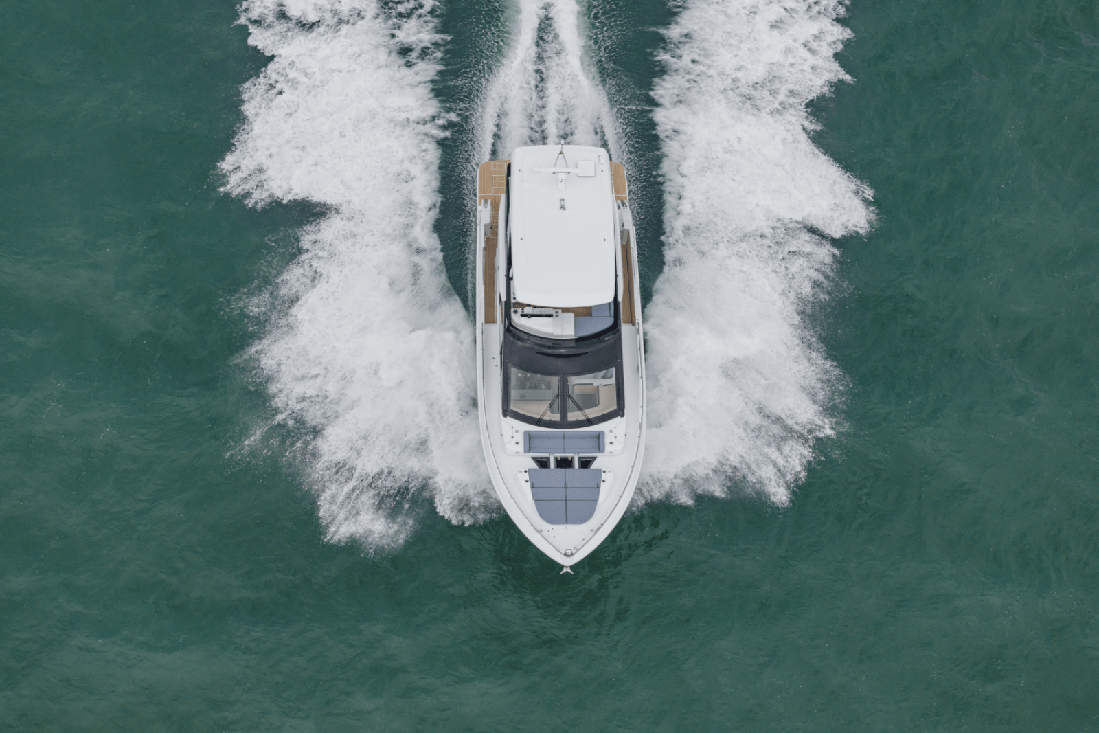 57ft Cruisers Yachts Yacht For Sale