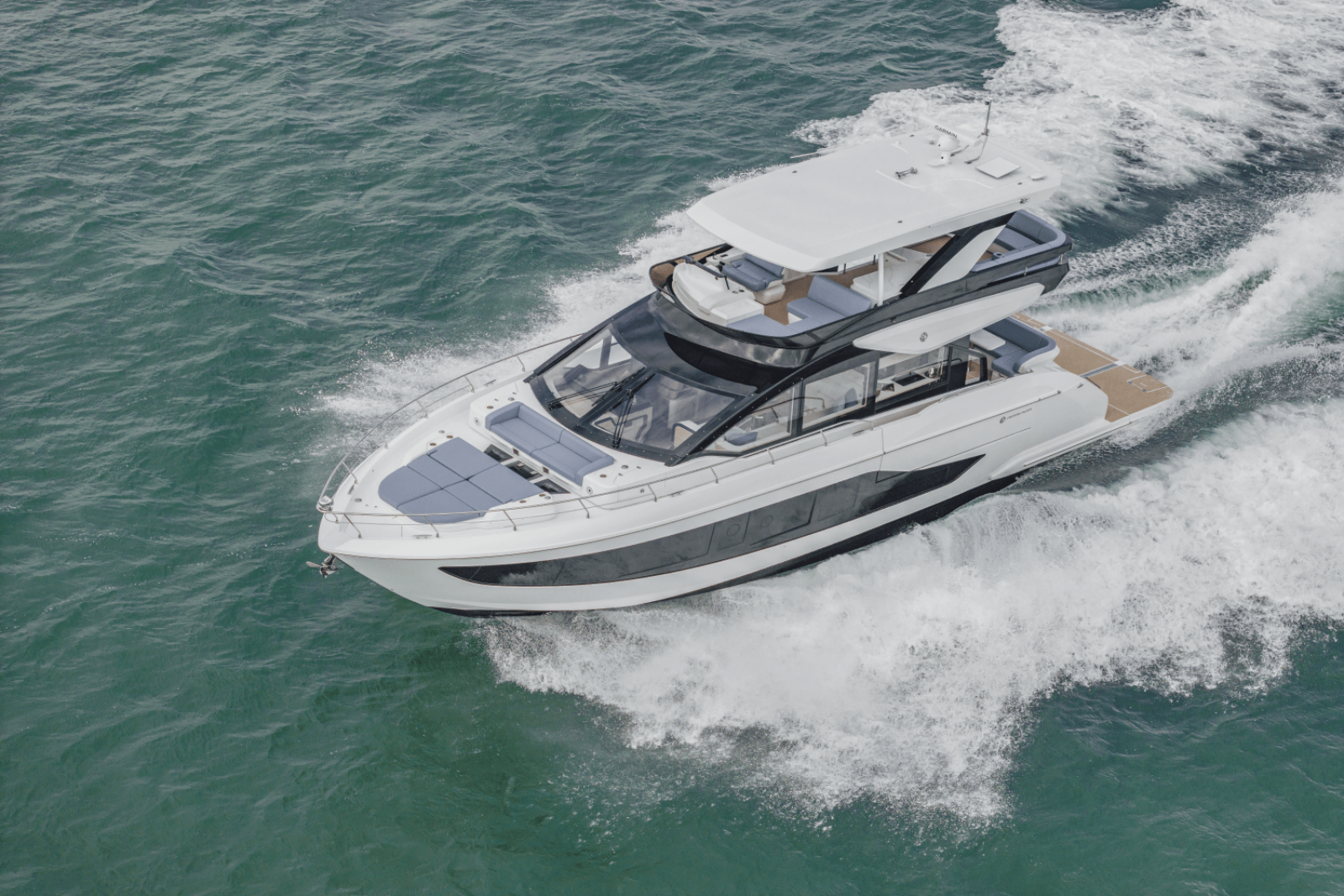 57ft Cruisers Yachts Yacht For Sale