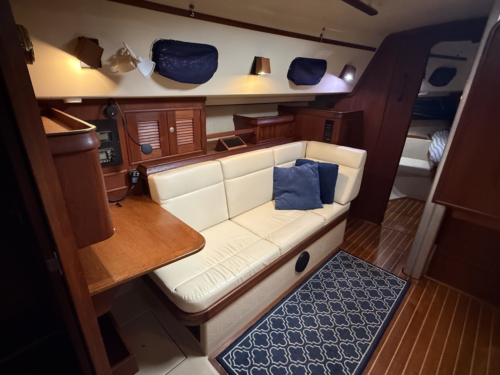 1997 Island Packet 350