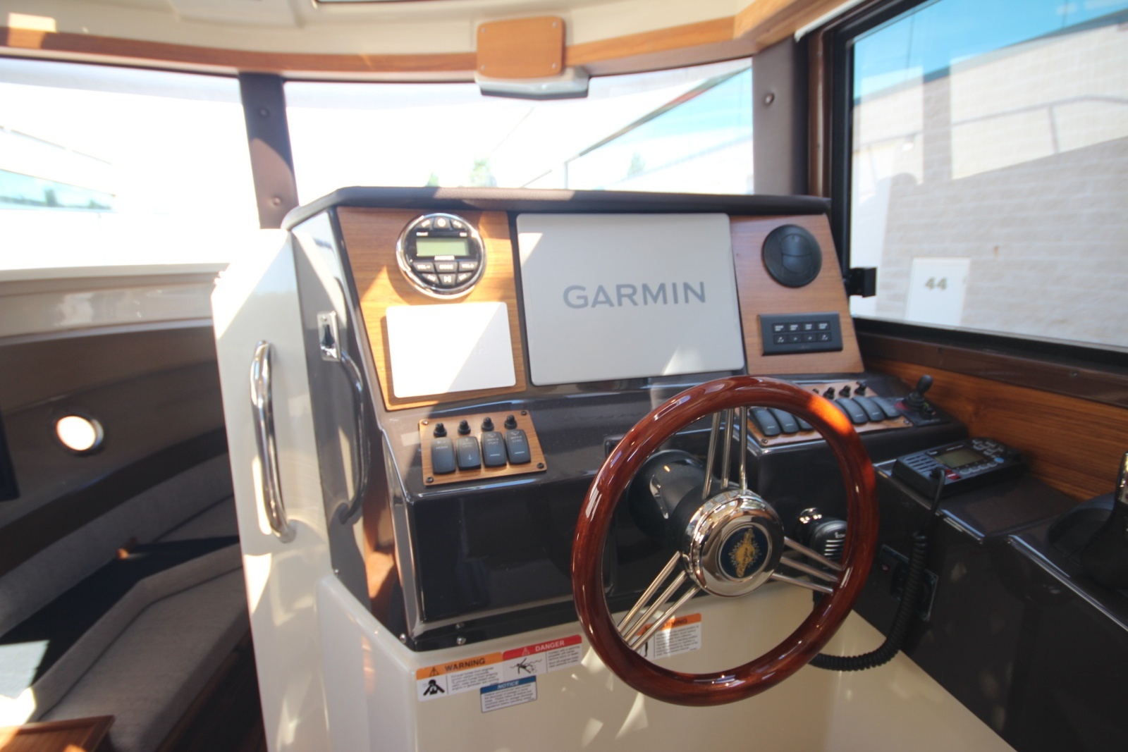 Boat Show Special Pricing 25ft Ranger Tugs Yacht For Sale
