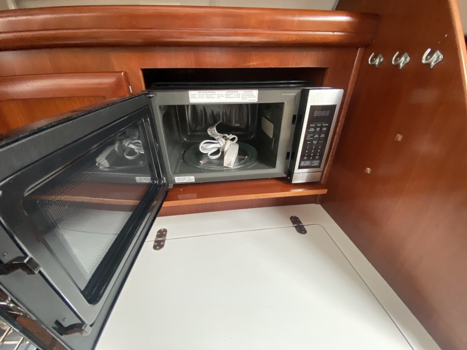 Excalibur 37ft Beneteau Yacht For Sale