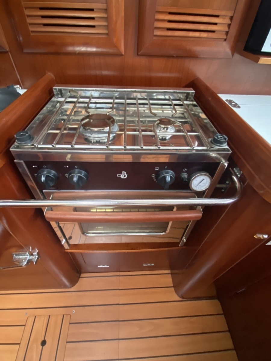 Excalibur 37ft Beneteau Yacht For Sale