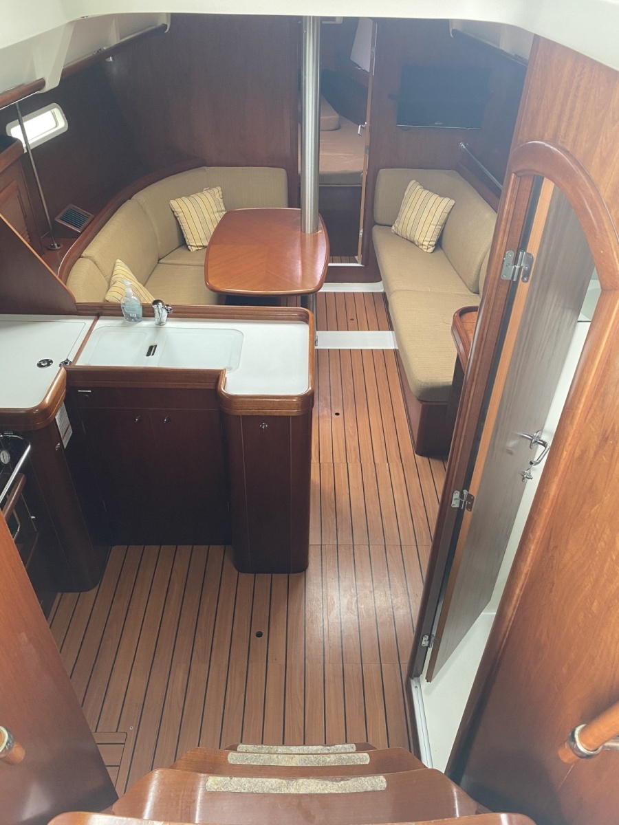 Excalibur 37ft Beneteau Yacht For Sale