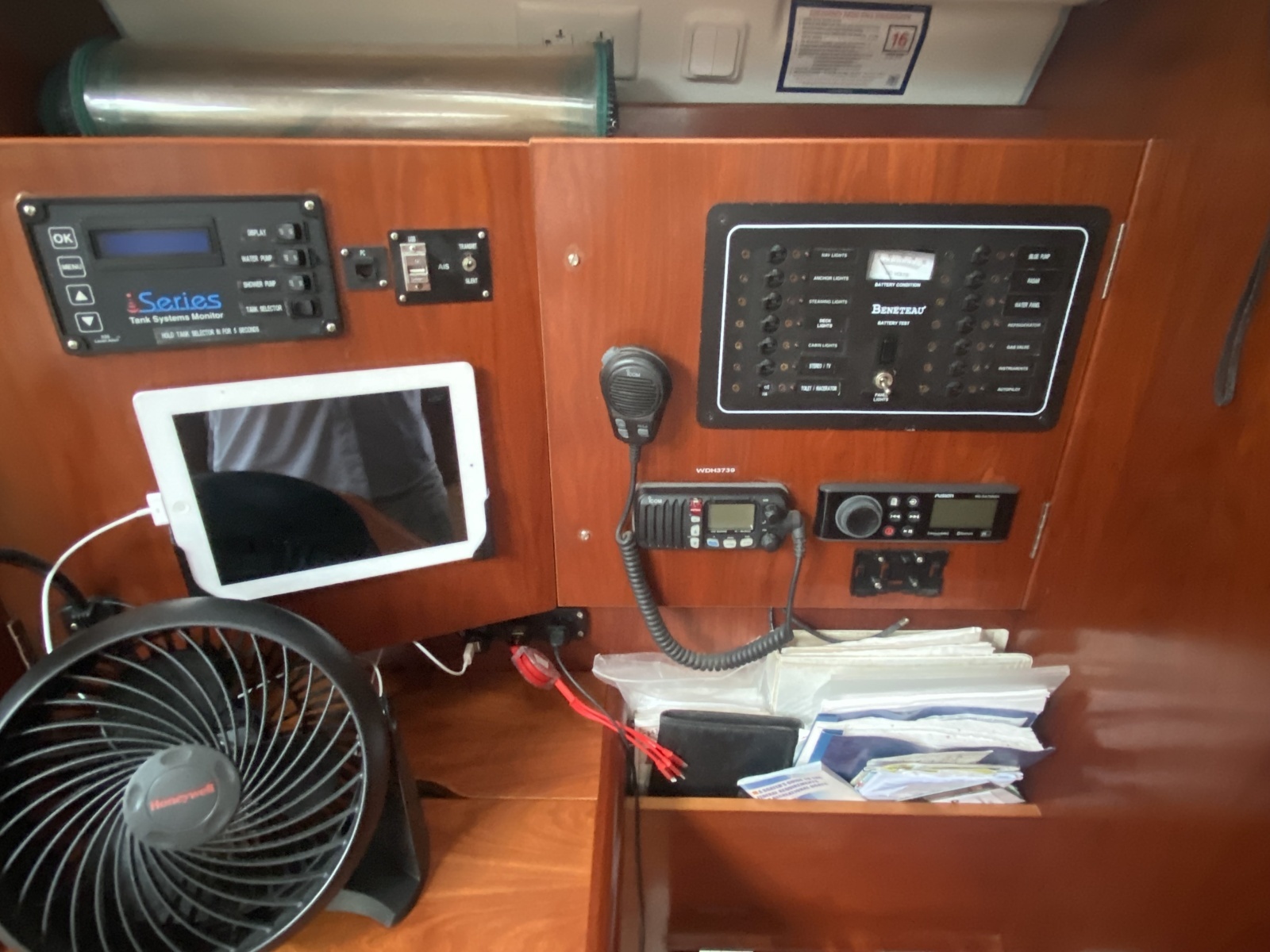 Excalibur 37ft Beneteau Yacht For Sale