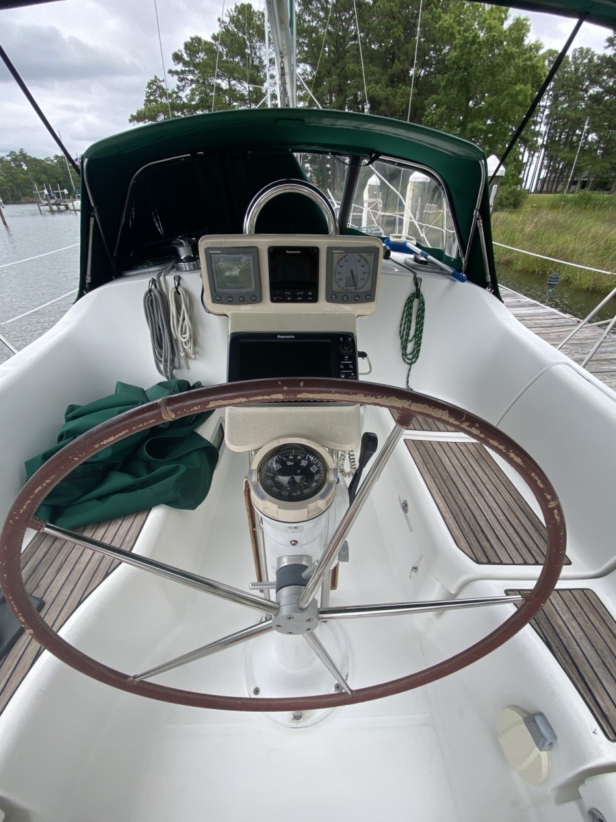 Excalibur 37ft Beneteau Yacht For Sale