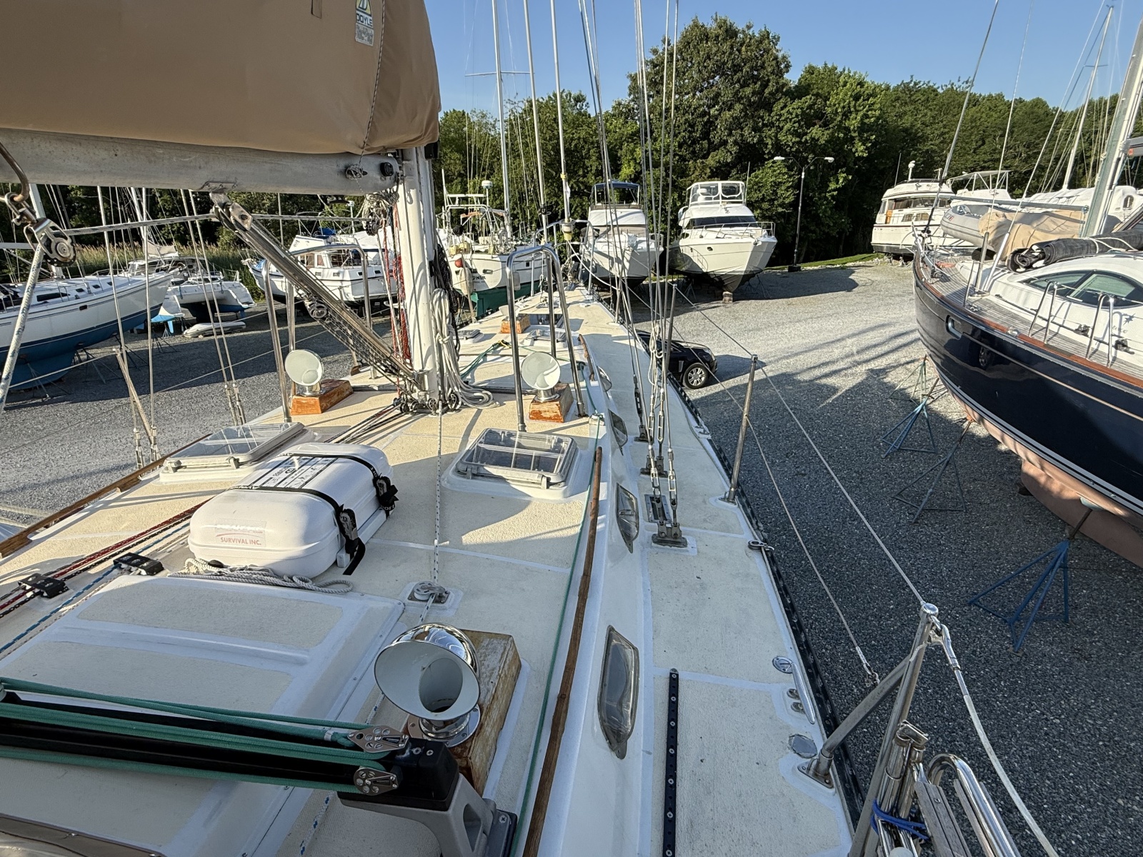 1985 Tayana Vancouver 42