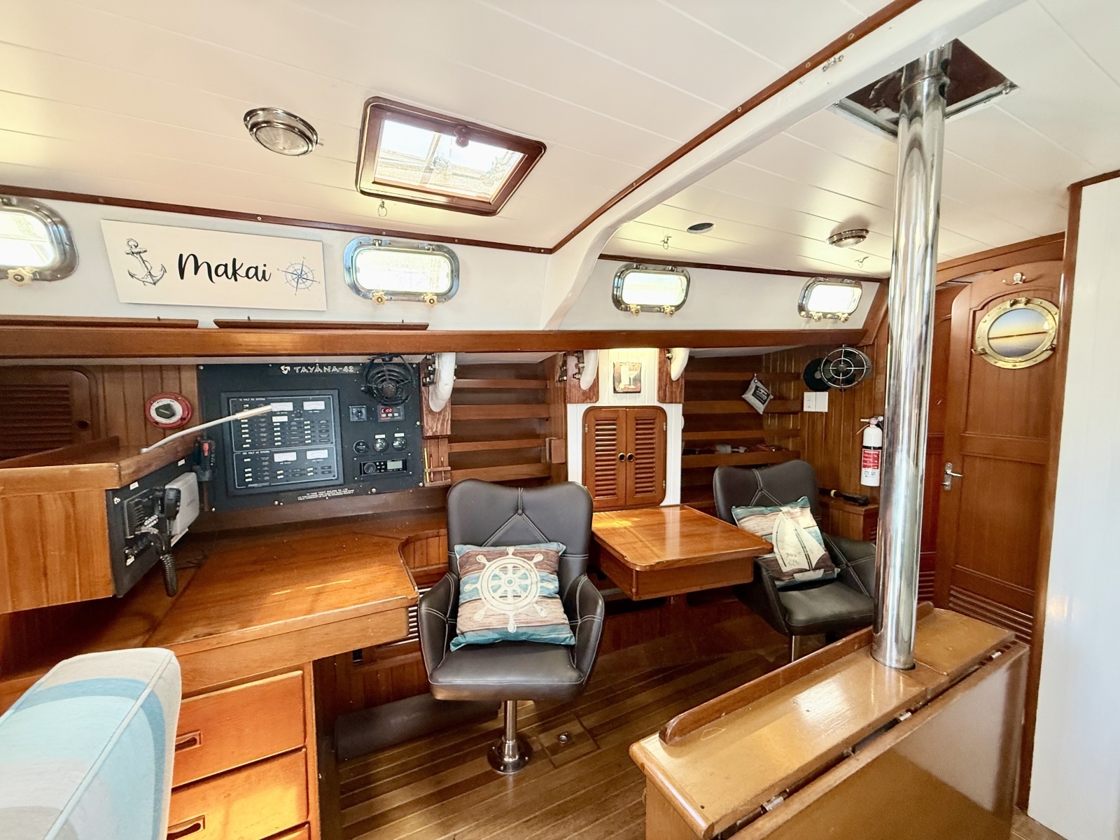 1985 Tayana Vancouver 42