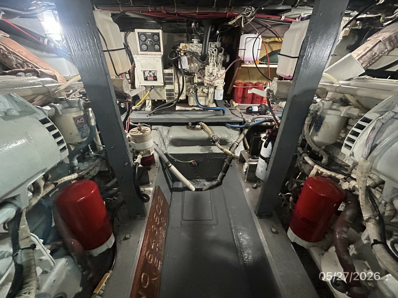 42' Hatteras engine room aft