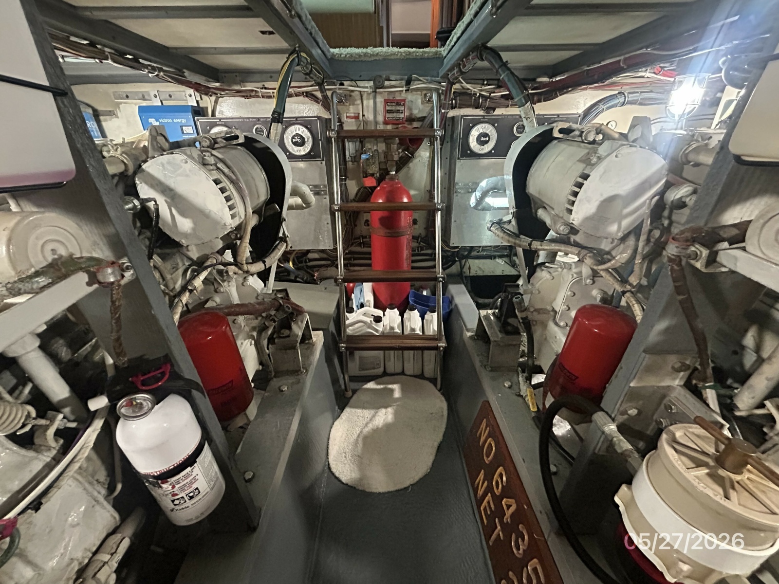 42' Hatteras engine room forward