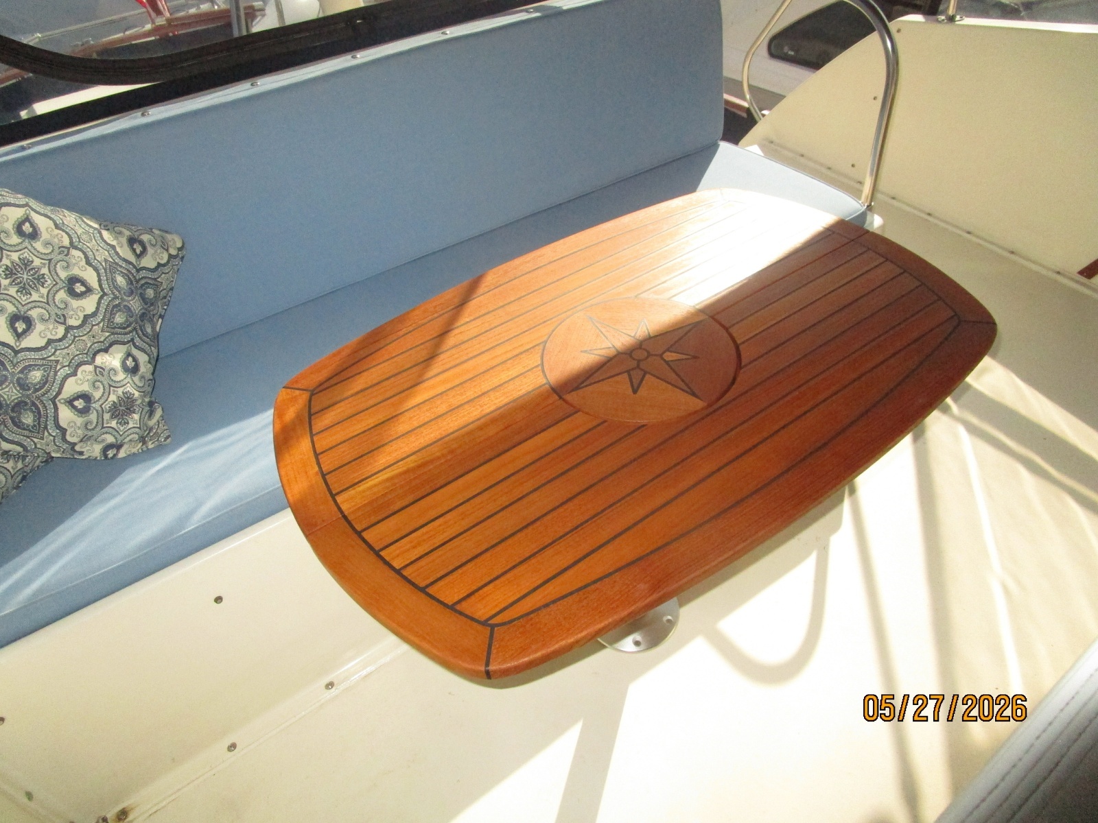 42' Hatteras flybridge table