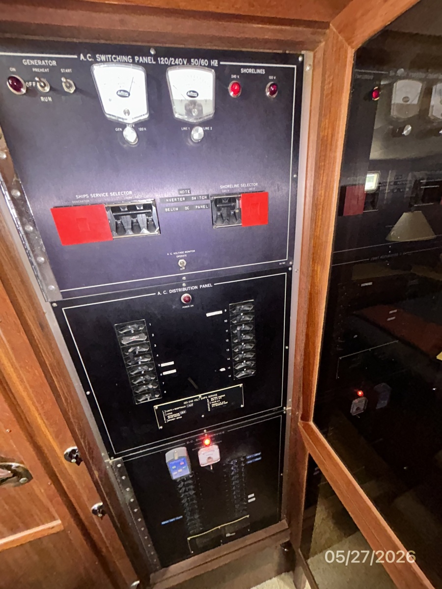 42' Hatteras salon electrical panel