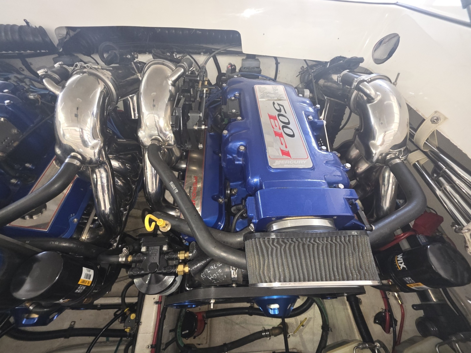 38' 2000 Powerquest 380 Avenger