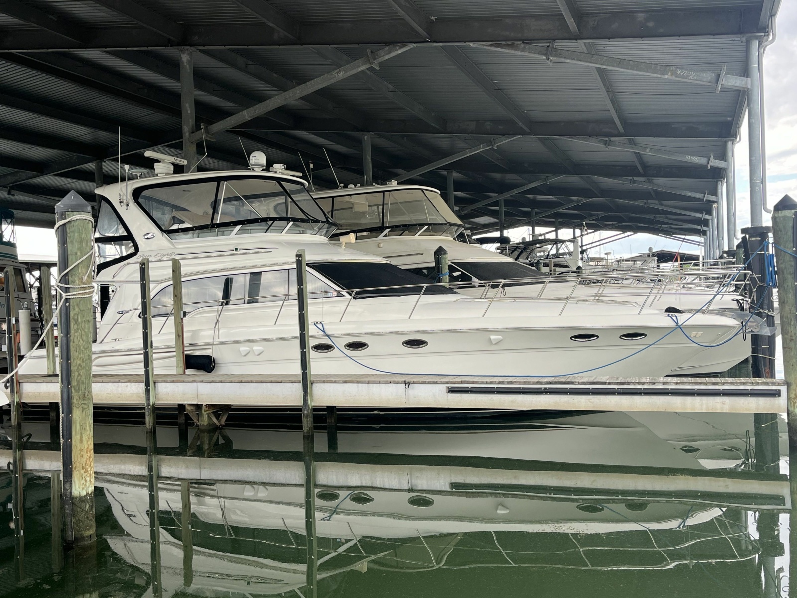 2003 Sea Ray 480 Sedan Bridge