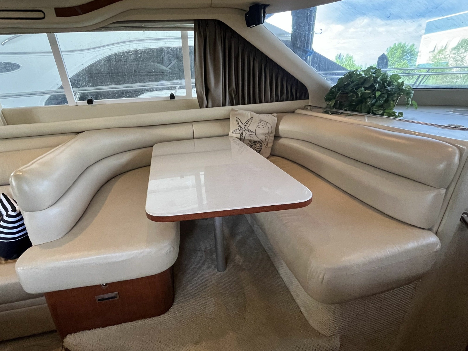 2003 Sea Ray 480 Sedan Bridge