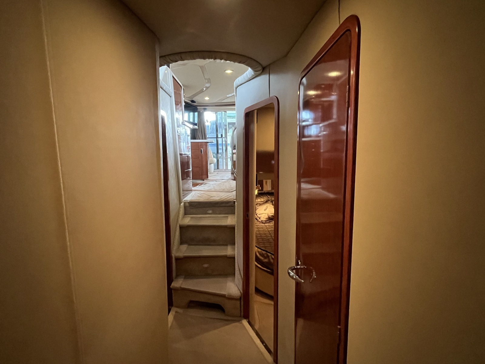 2003 Sea Ray 480 Sedan Bridge