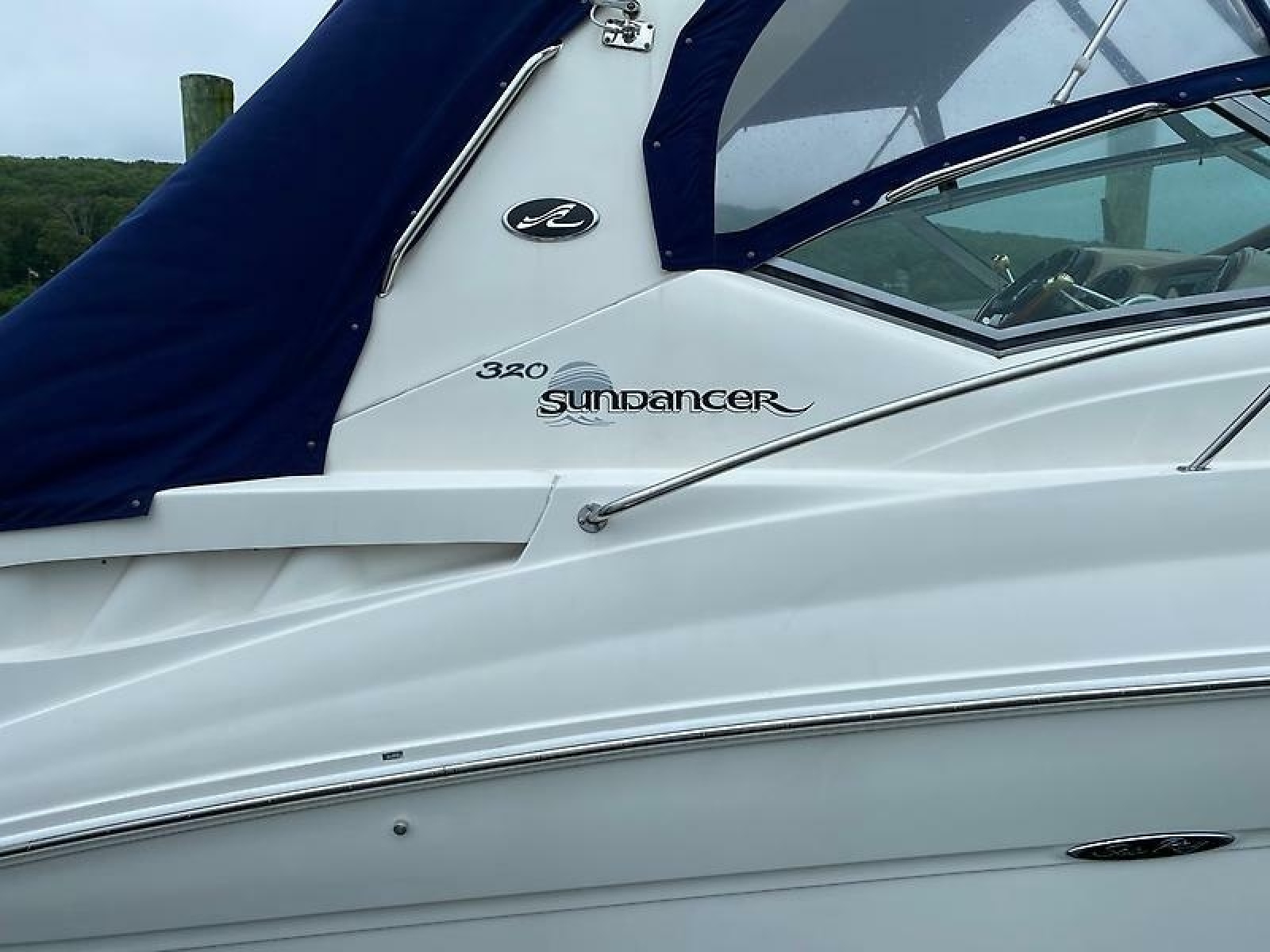 2004 Sea Ray 320 Sundancer