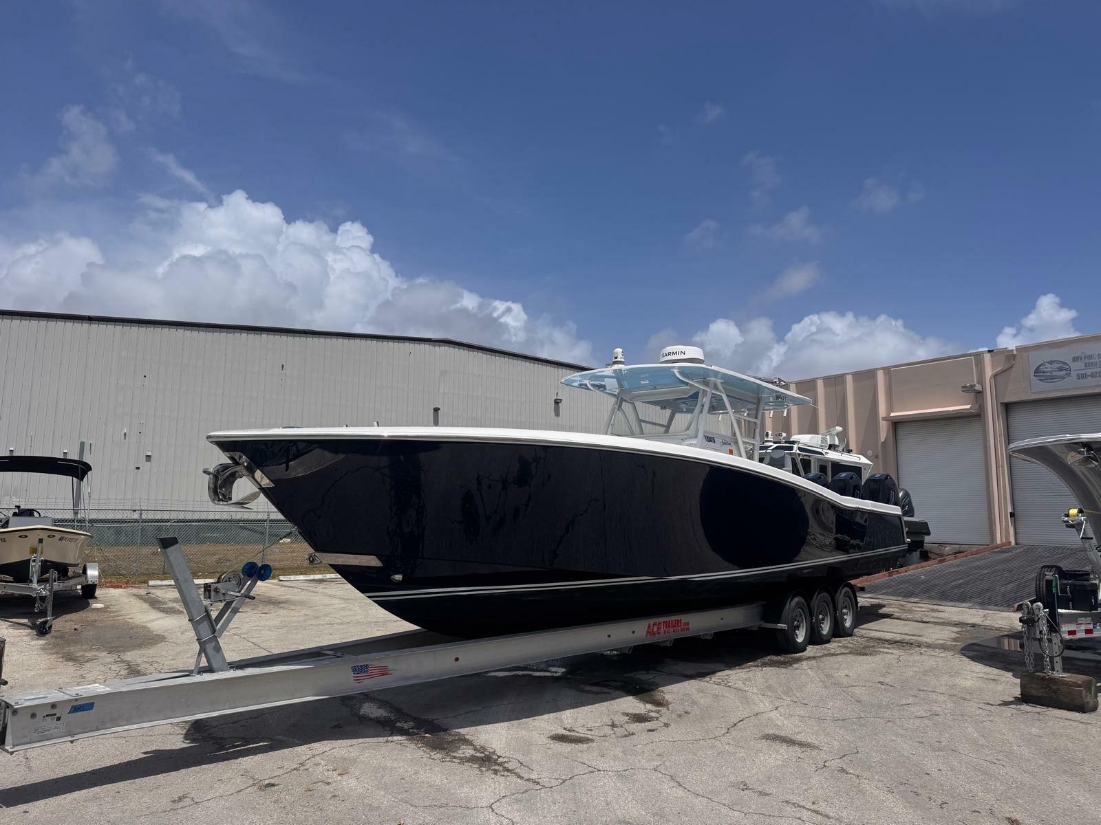2019 Invincible 42 Open