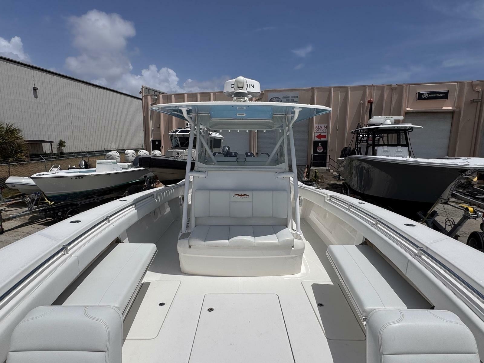 2019 Invincible 42 Open