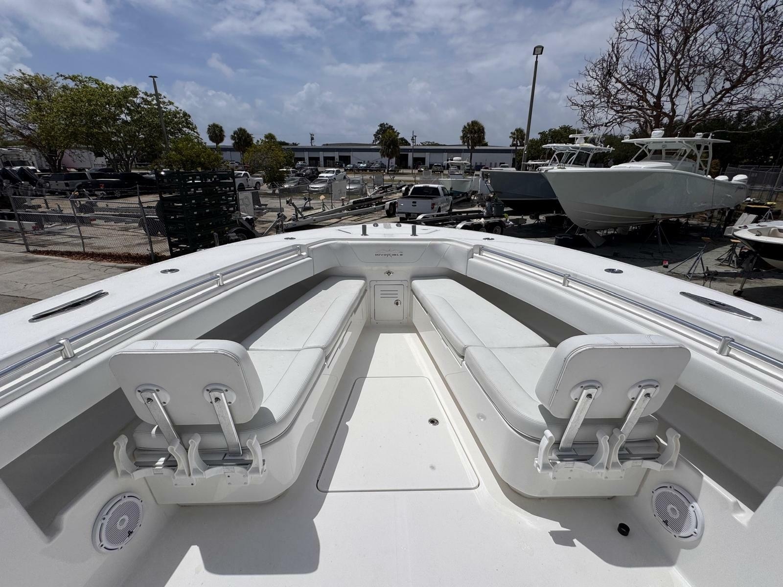 2019 Invincible 42 Open