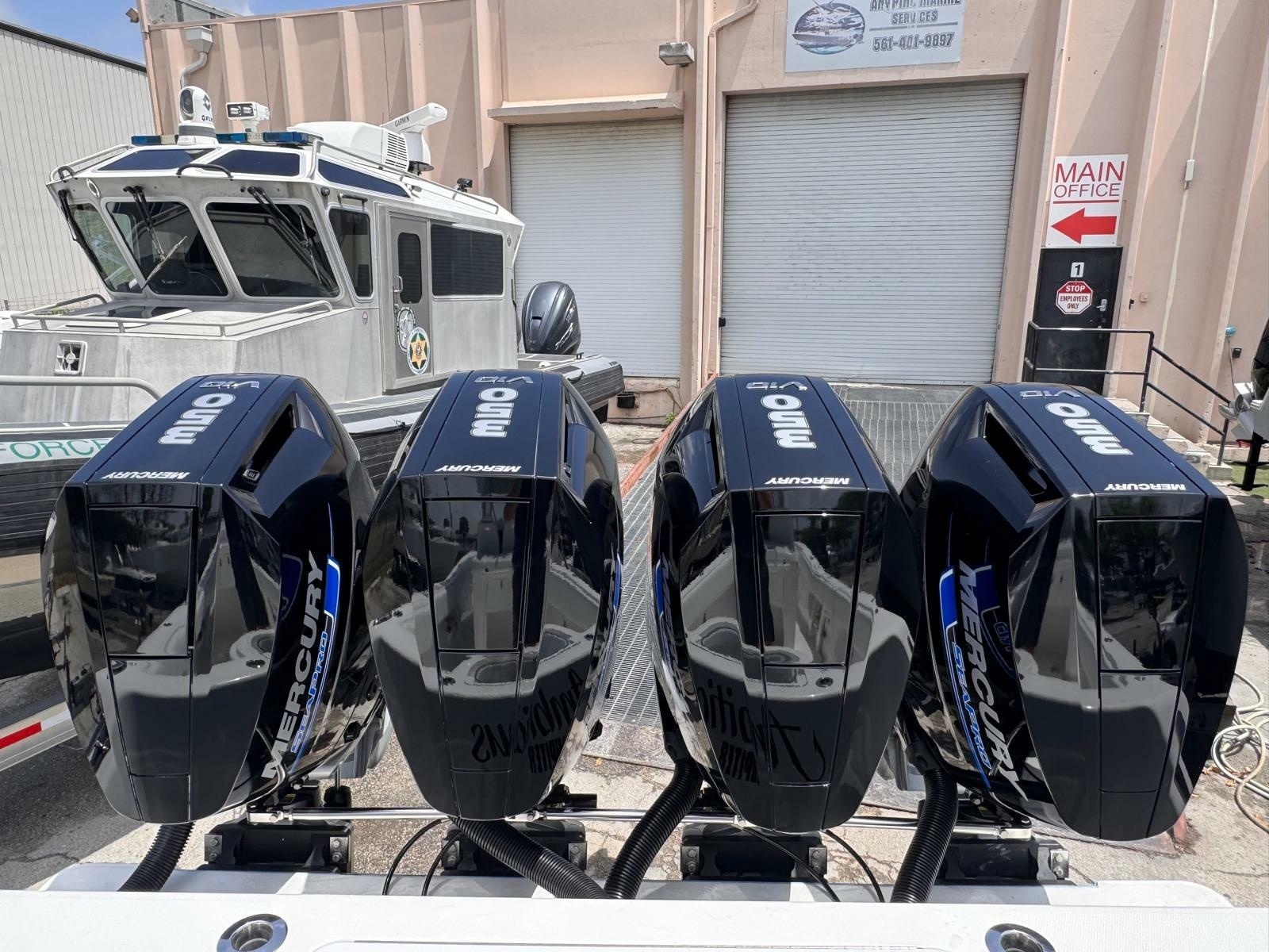2019 Invincible 42 Open