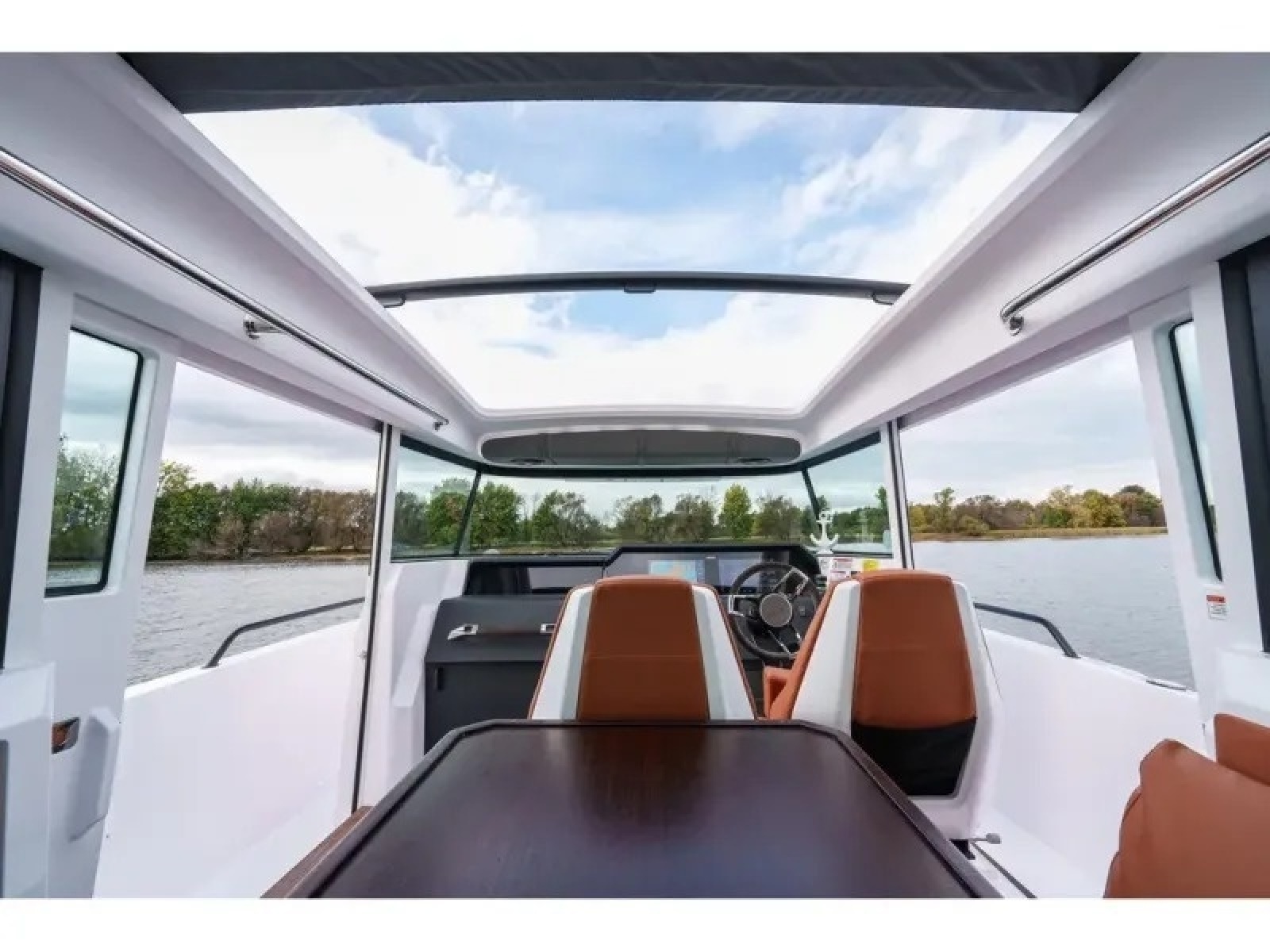 2022 Axopar 37 XC CROSS CABIN