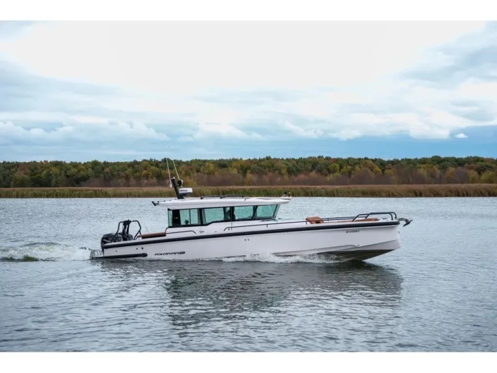 2022 Axopar 37 XC CROSS CABIN