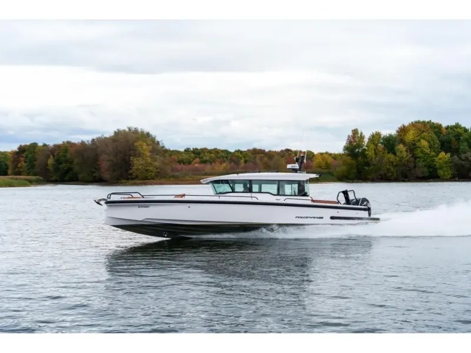 2022 Axopar 37 XC CROSS CABIN