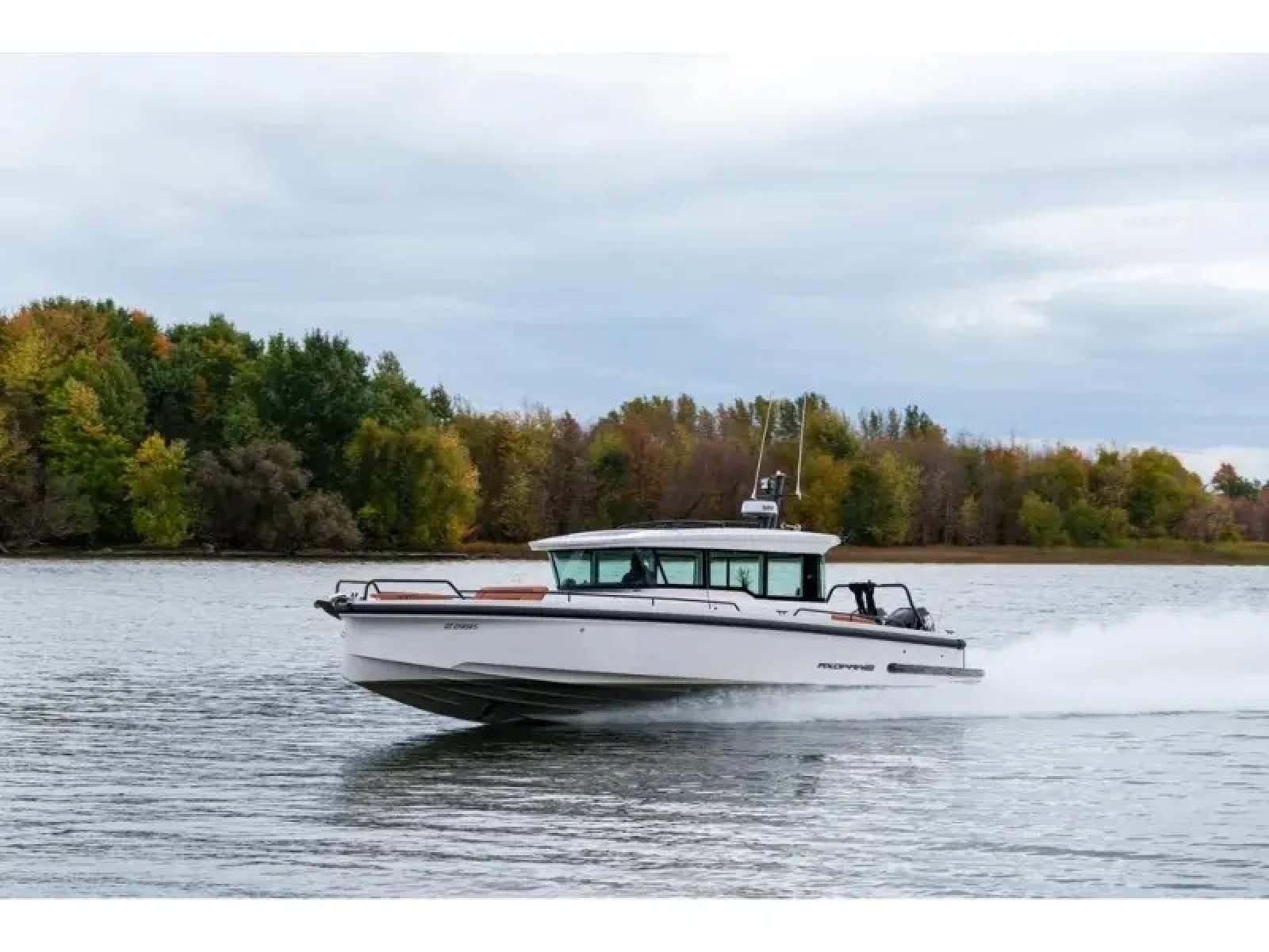 2022 Axopar 37 XC CROSS CABIN