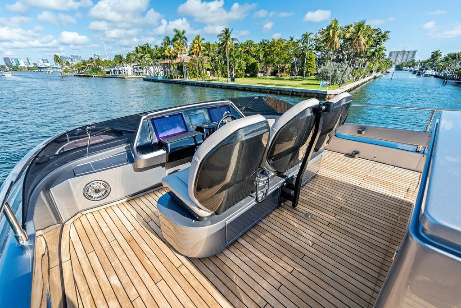 2025 Pershing GTX80