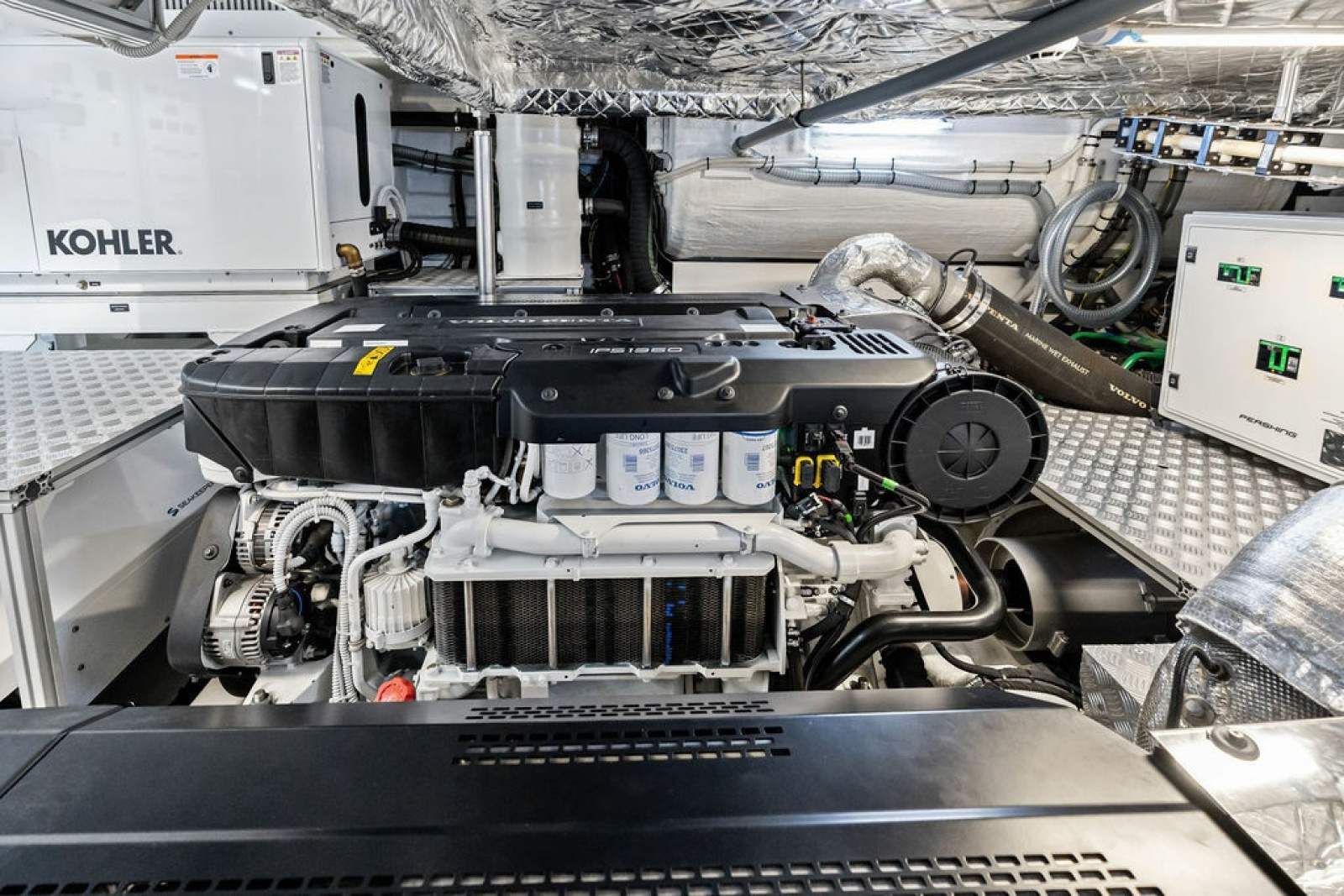 2025 Pershing GTX80