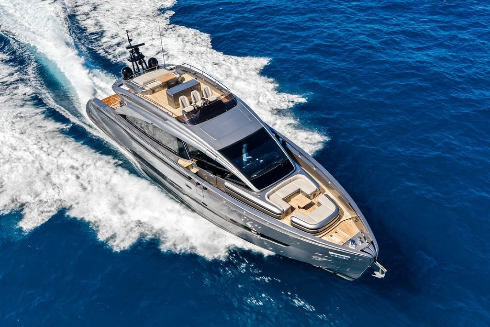 2025 Pershing GTX80