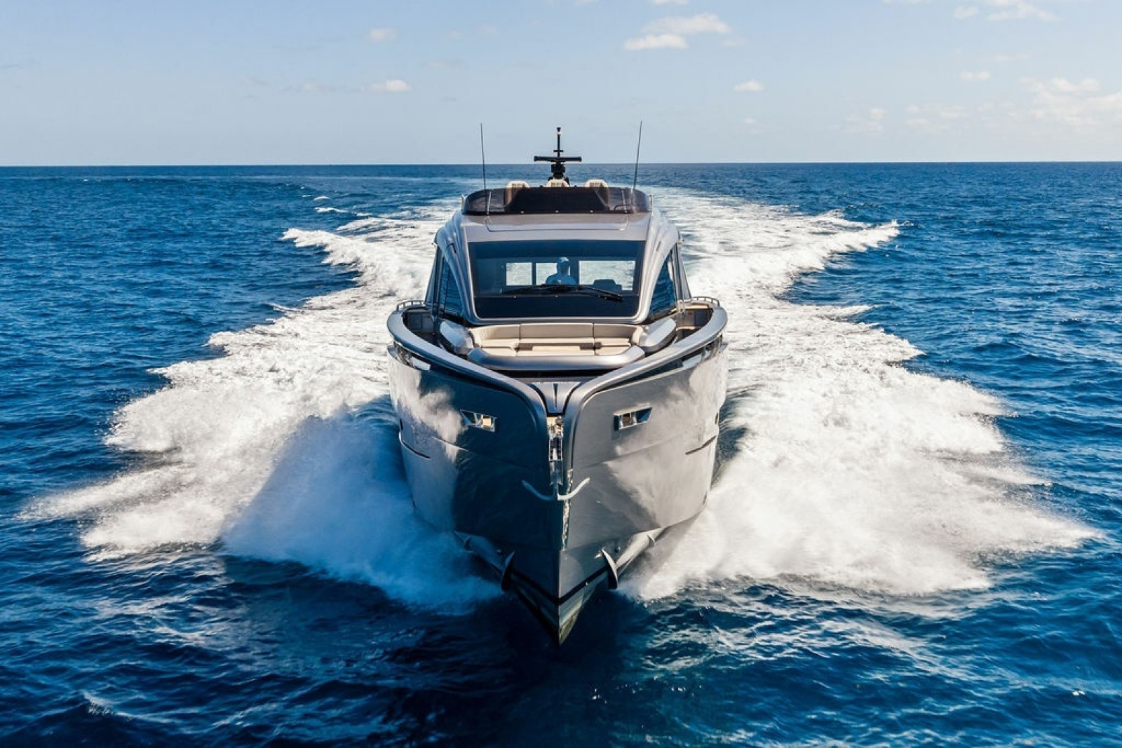 2025 Pershing GTX80