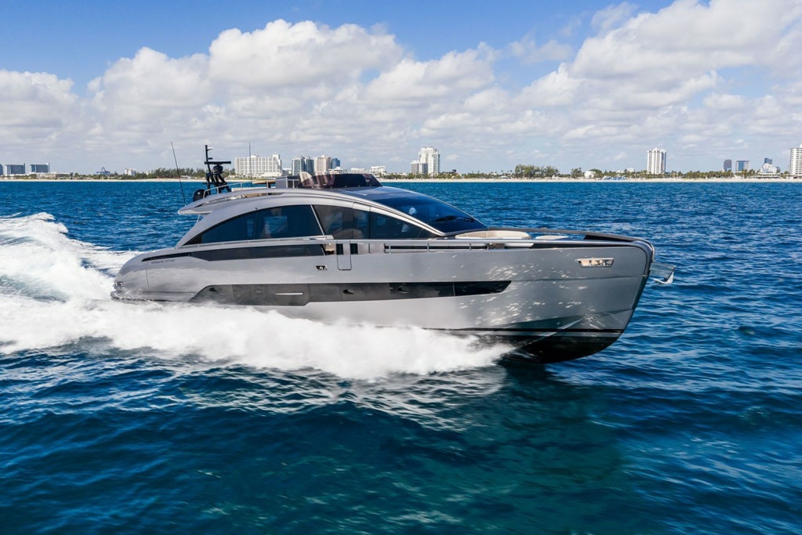 2025 Pershing GTX80