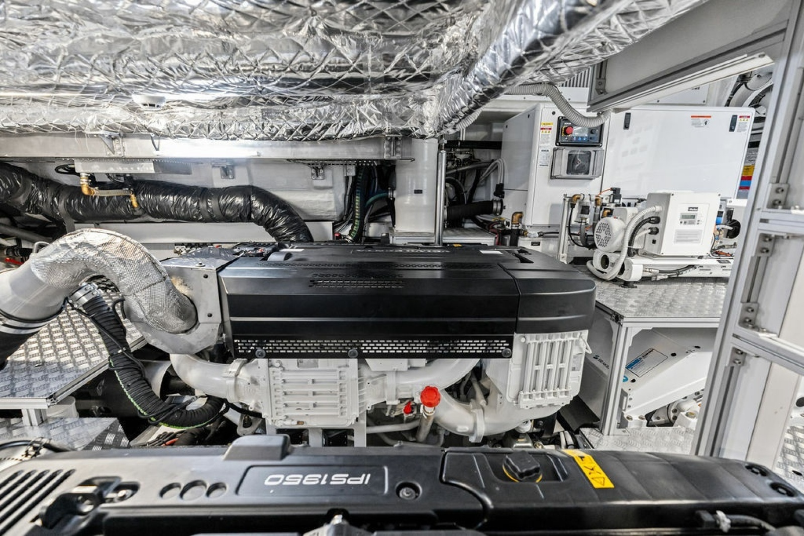 2025 Pershing GTX80