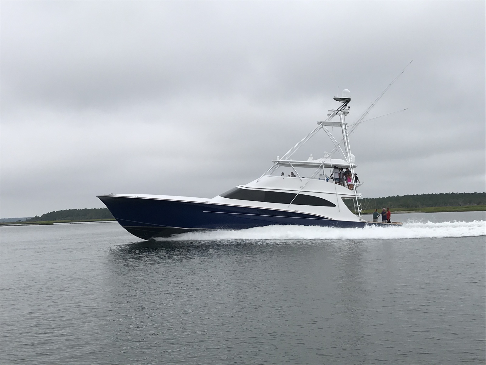 2021 Jarrett Bay 