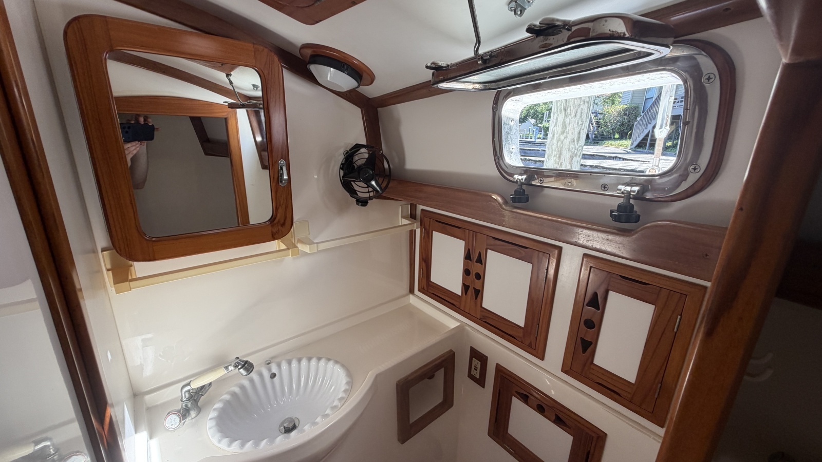 Sea Amor 40ft Cabo Rico Yacht For Sale