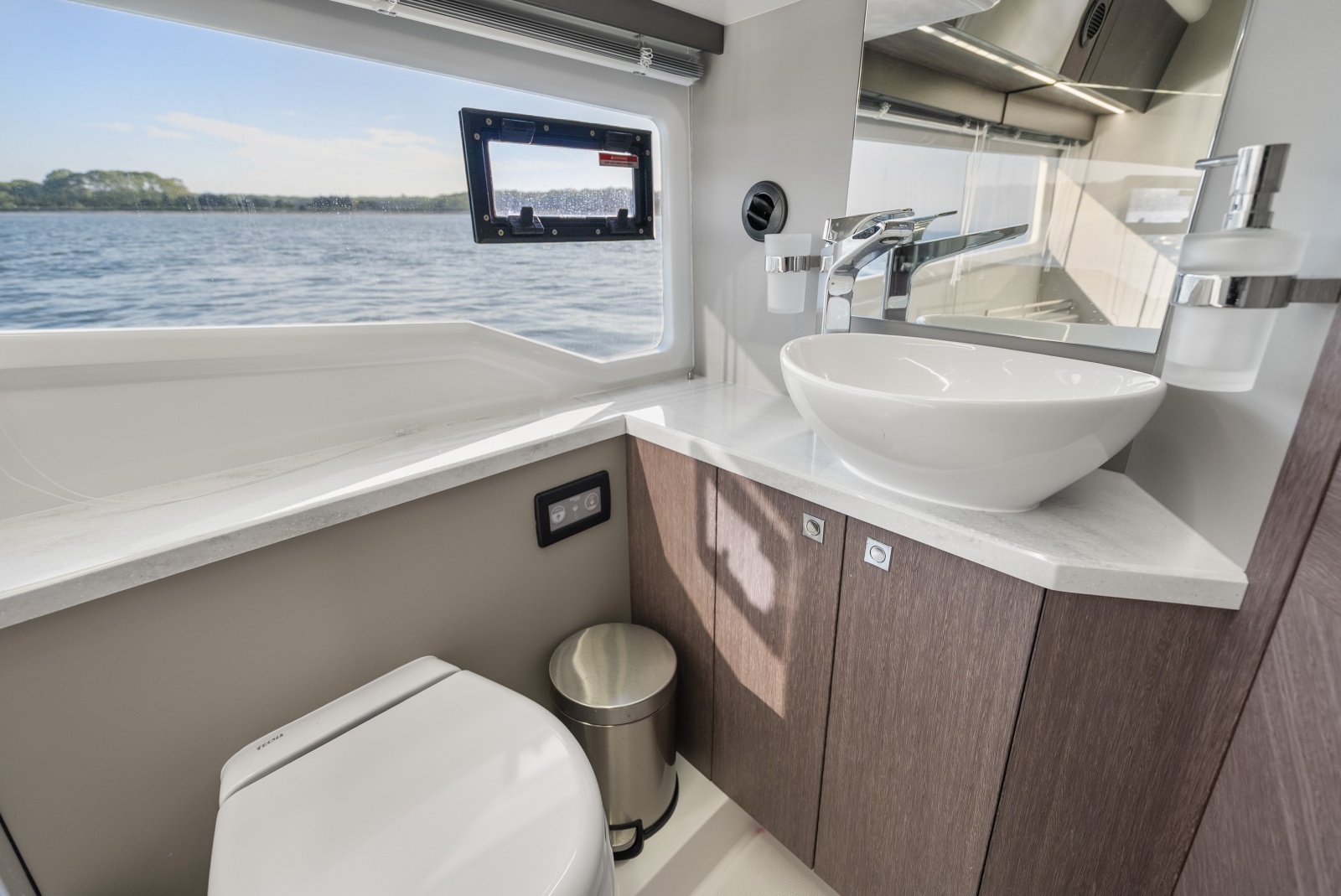 Why Knot 40ft Galeon Yacht For Sale