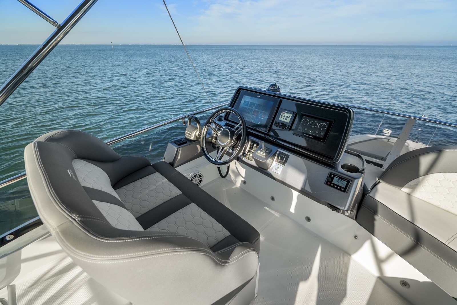 Why Knot 40ft Galeon Yacht For Sale