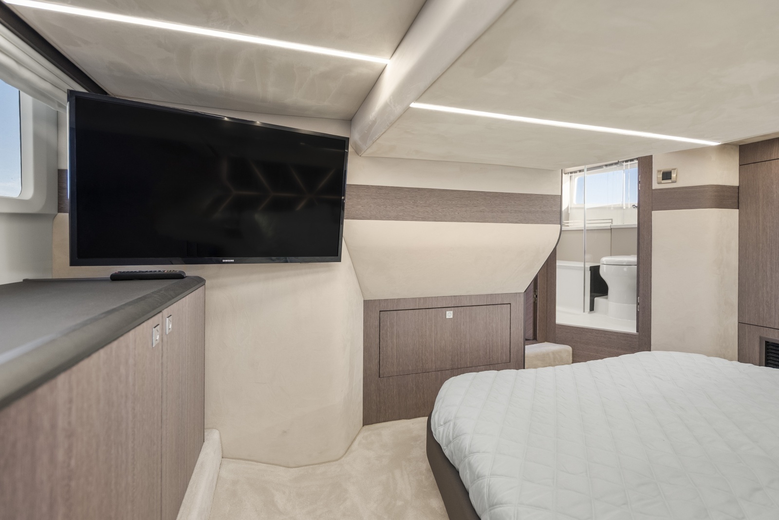 Why Knot 40ft Galeon Yacht For Sale