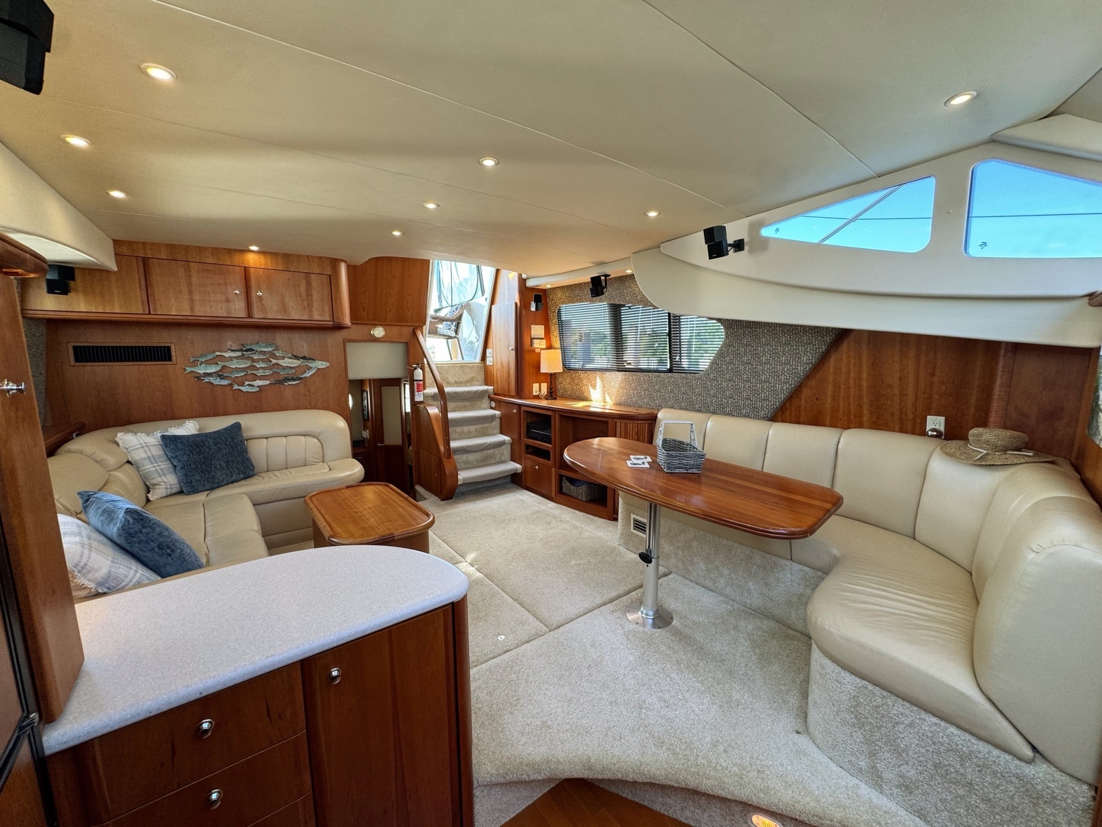 2002 Silverton 39 Motor Yacht