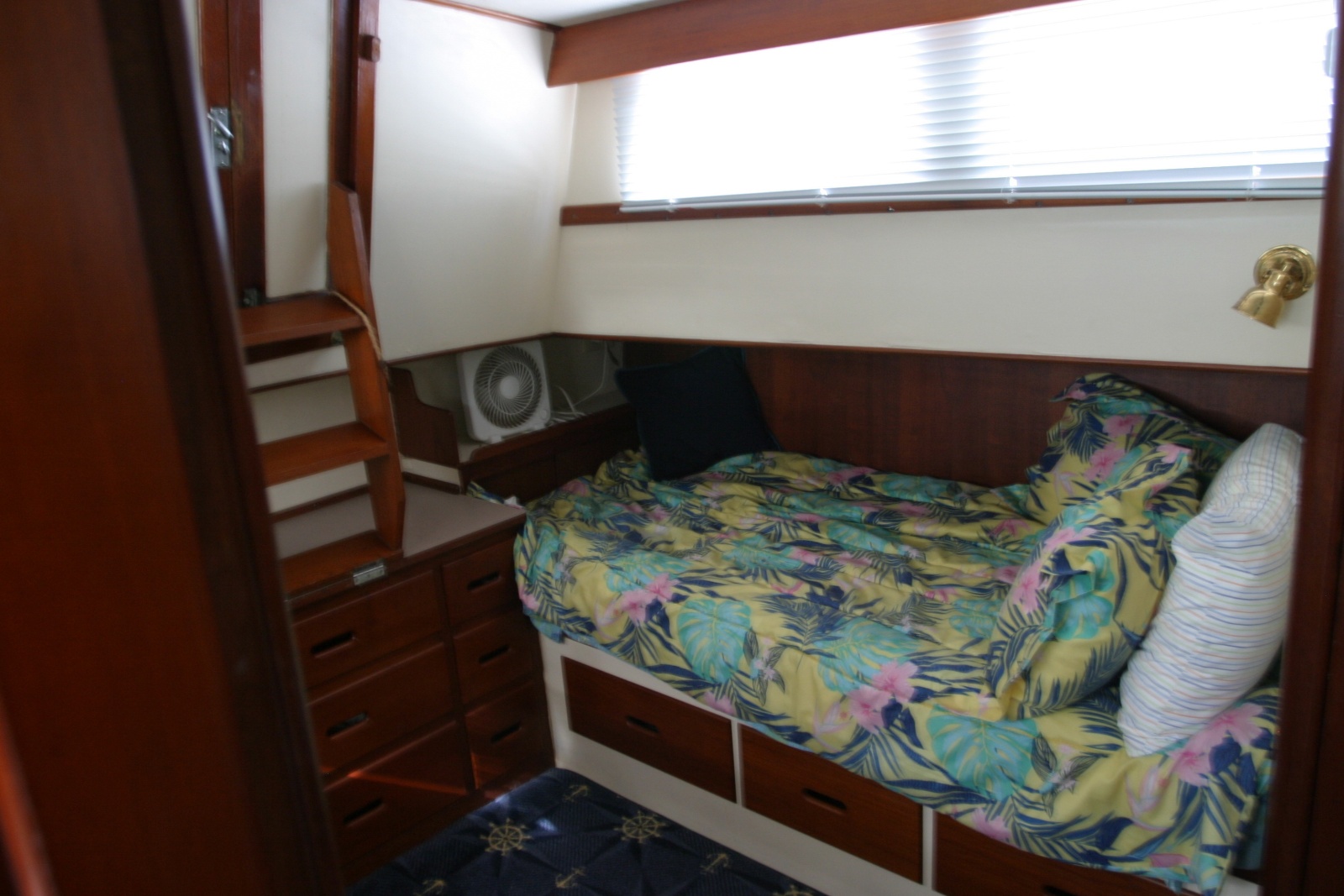 1979 Grand Banks Classic