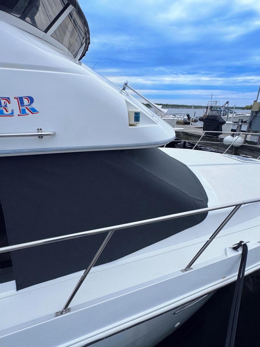 1999 Carver 406 Aft Cabin Motor Yacht