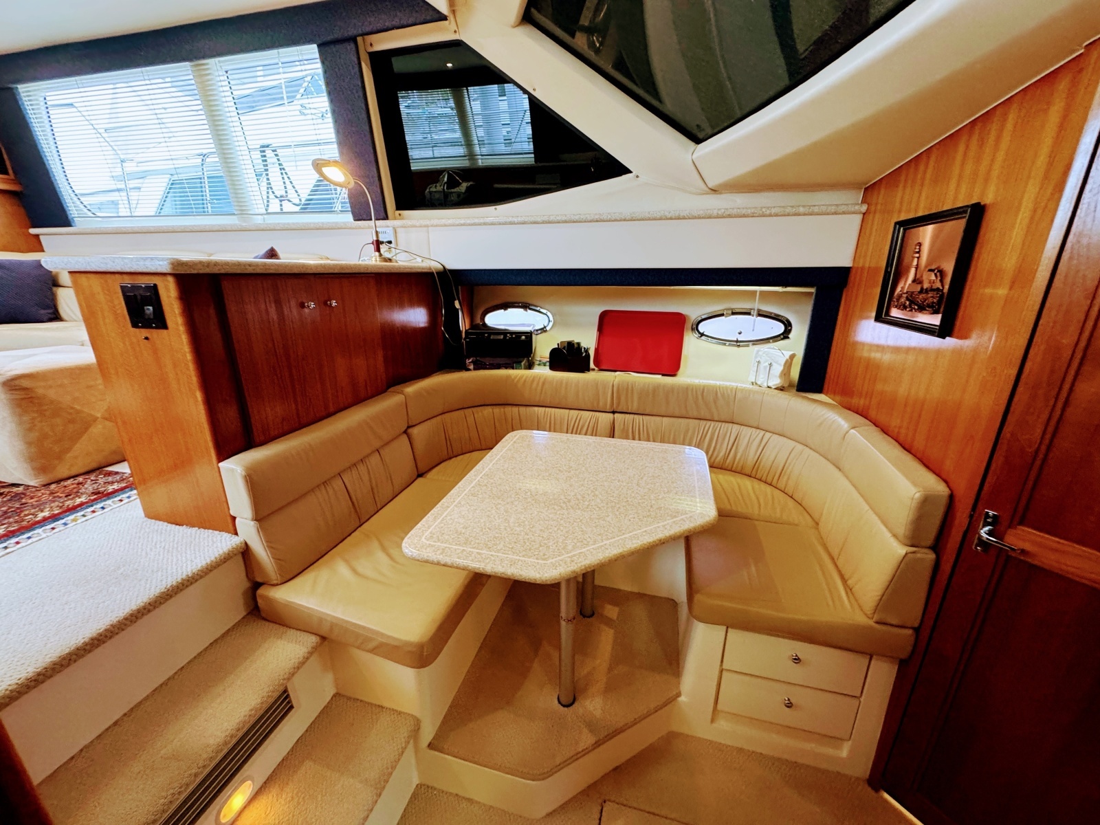 1999 Carver 406 Aft Cabin Motor Yacht